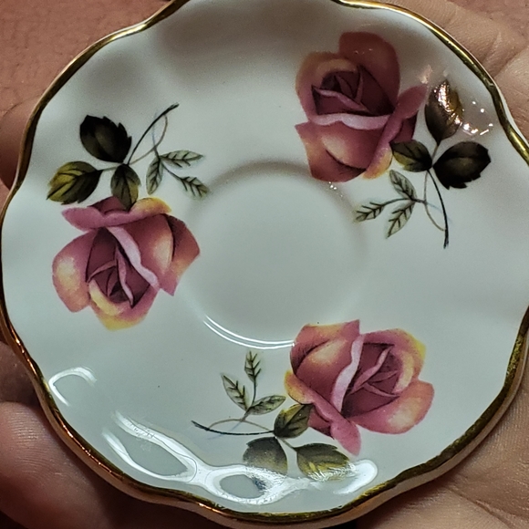 Vintage Grosvenor Bone China Mini Cup & Saucer - Picture 5 of 16